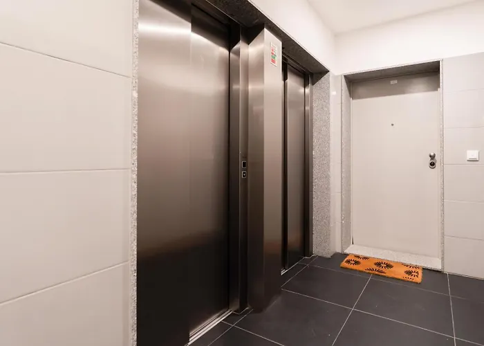 Hostwise - Modern Flat In Boavista Lägenhet Oporto