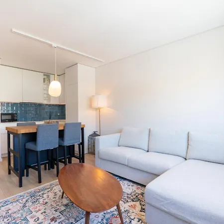 Апартаменты Hostwise - Modern Flat In Boavista