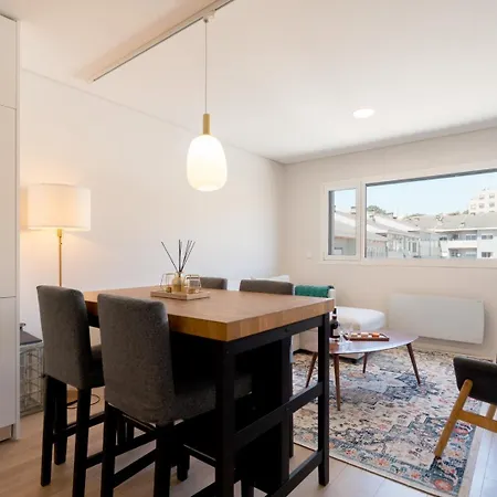 Hostwise - Modern Flat In Boavista Апартаменты